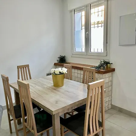 Duplex Agustín M Con Parking Gratuito Apartamento